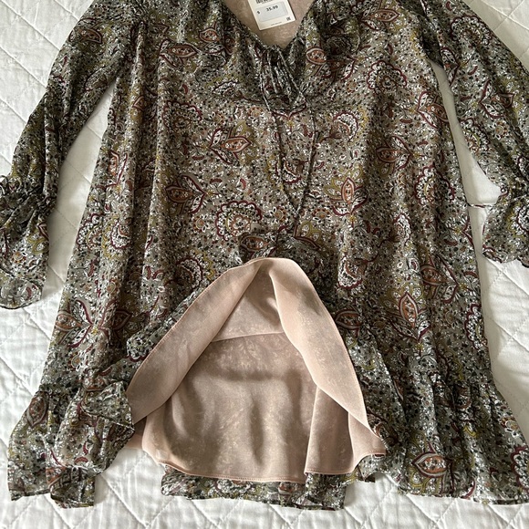 Zara dress - Picture 7 of 15